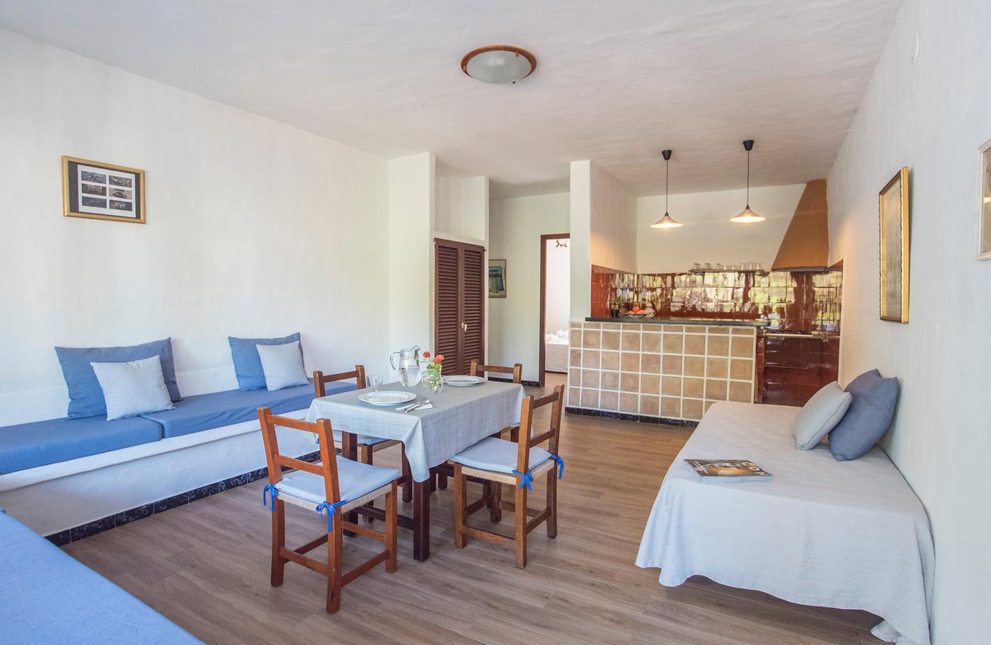 Apartamentos Pinomar Es Calo  Dış mekan fotoğraf